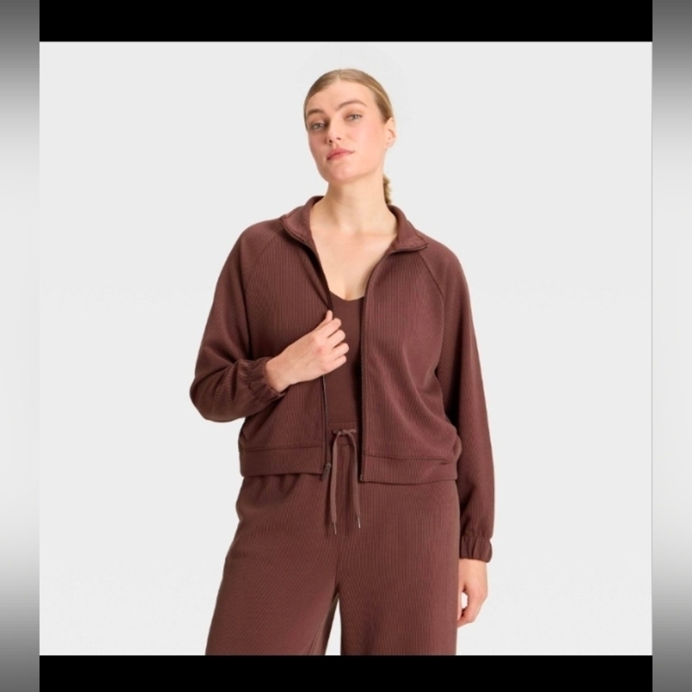 All In Motion Women's Airy Sleek Ribbed Full Zip Jacket Brown